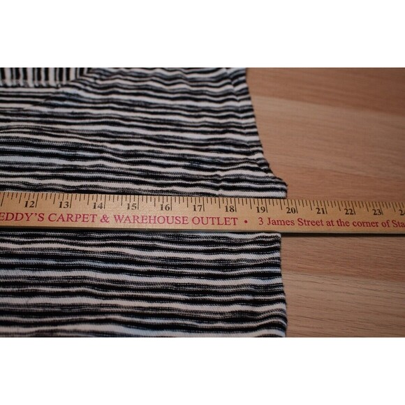 T by Talbots black and white striped top womens short sleeve M knit - Picture 4 of 5